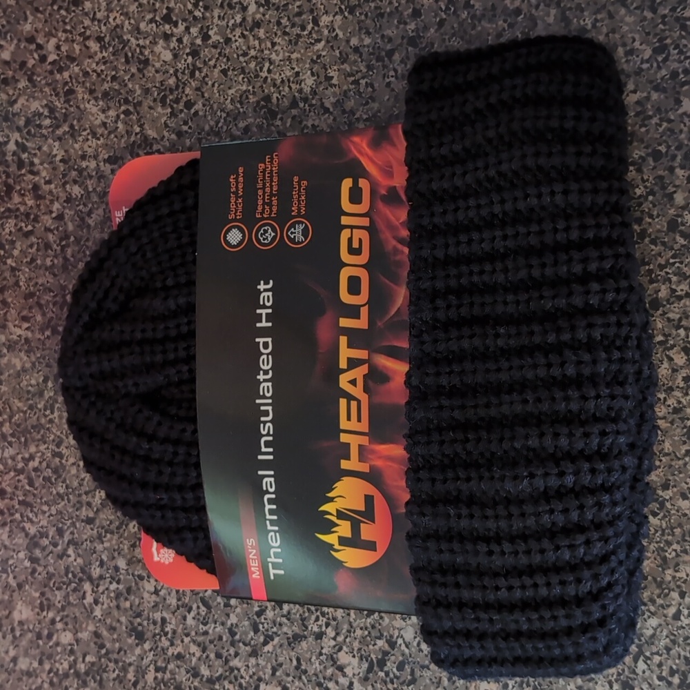 Heat Logic Thermal Insulated  Toboggan Beanies .Set of 3. NEW. Outdoors